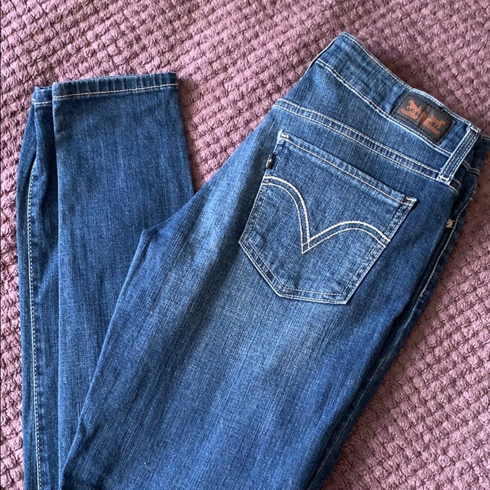 Levi jeans